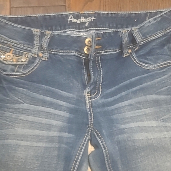 Amethyst jeans - Picture 1 of 10